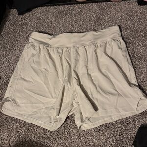Under Armour Cream Men's Shorts